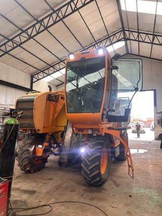 Vendimiadora Pellenc 3300