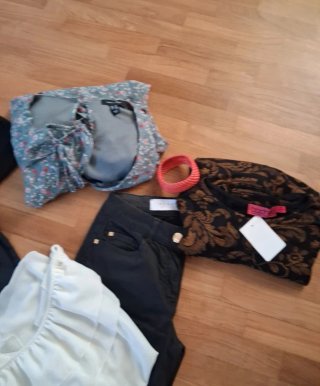 Set abbigliamento donna e accessori taglia XS/S