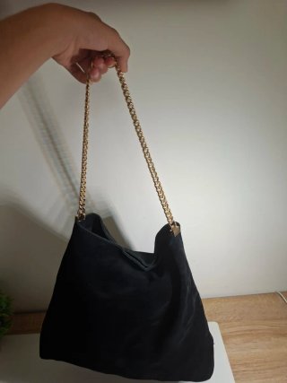 Bolso negro mujer cadena dorada