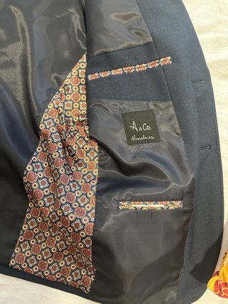 Traje azul marino