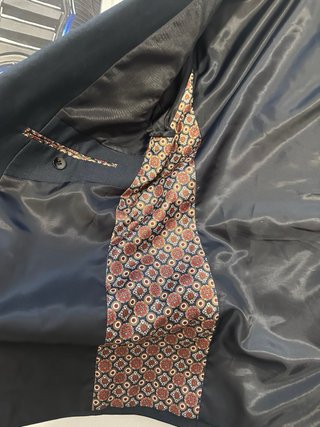 Traje azul marino