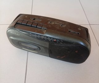 Radio Cassette Bluesky Negra