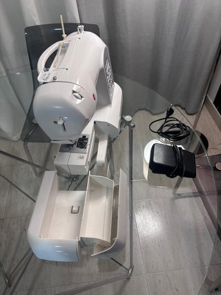 Máquina de coser electrónica Singer 225 puntadas