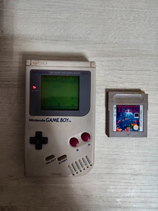 Nintendo Game Boy Classic DMG-01 + Tetris