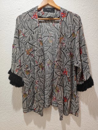 Kimono Zara Basic Estampado
