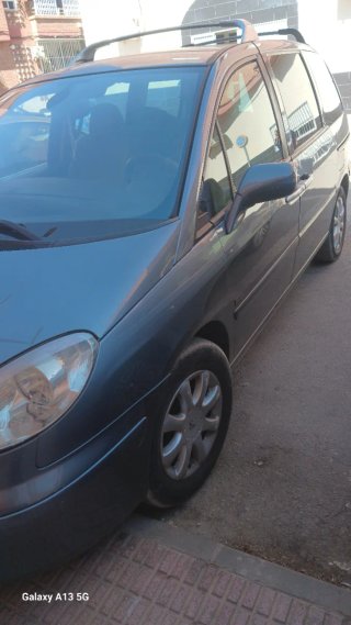 Peugeot 807 2015