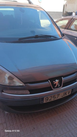 Peugeot 807 2015