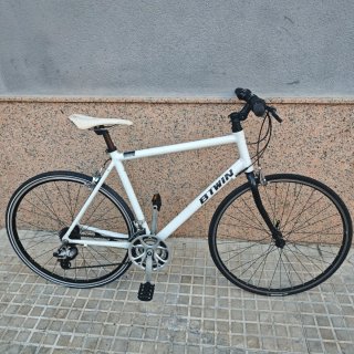 Bicicleta BTWIN Blanca