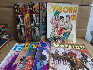 LOTE VARIADO DE MÁS DE 50 COMICS.
