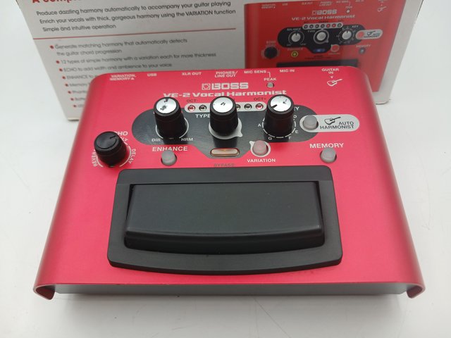 Boss VE-2 Vocal Harmonist Pedal Rojo