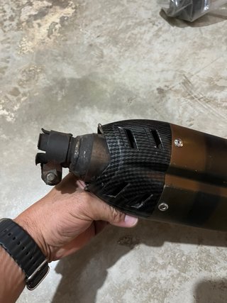 Cola de escape estilo Mivv (Zontes ,Kymco, Kawasak