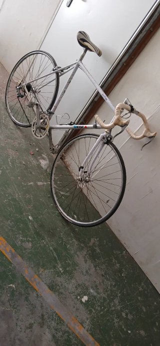 Bicicleta de Carretera Blanca