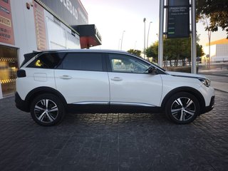 Peugeot 5008 2018