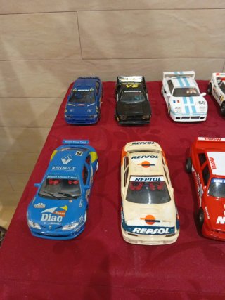 Scalextric con 10 coches y pistas