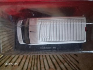 Lote 2 Miniaturas Citroën Jumper y C15