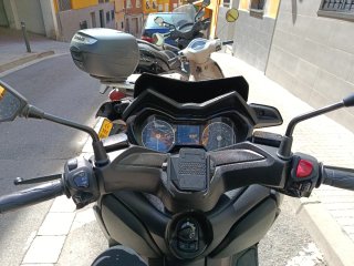 Yamaha XMAX 125