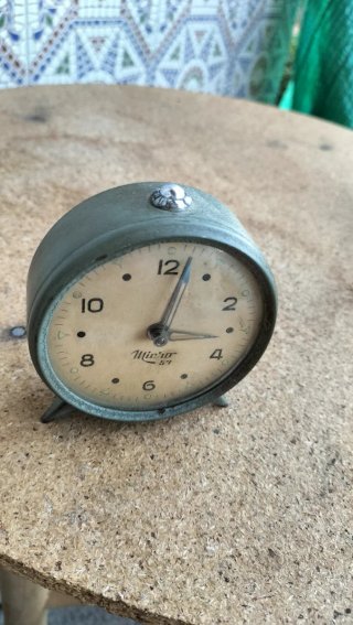 Despertador Analógico Micro 57