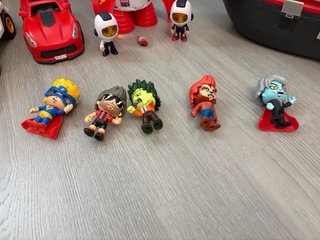 Lote Pinypon Niños Barco Cohete Coches Figuras