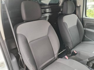 Renault Kangoo 2019-1.5DCI-"C" Verde-IVA INCLUIDO
