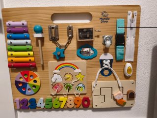 Tablero Sensorial / Panel de Actividades de Madera