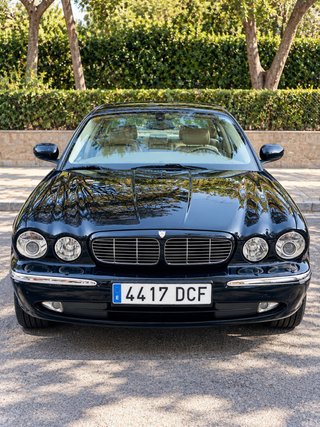 Jaguar XJ 2004