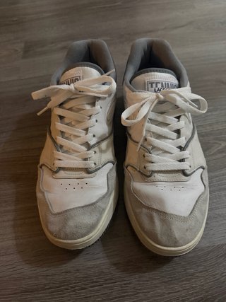 Zapatillas Lacoste Beige y Gris