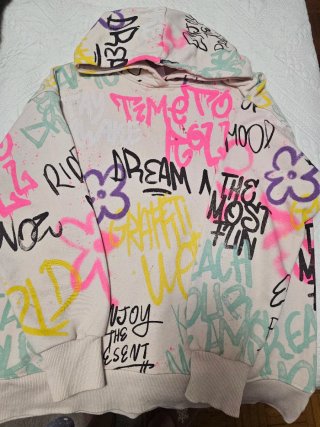 Sudadera graffiti multicolor talla única