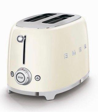 Tostadora SMEG TSF01CREU Crema SIN ESTRENAR
