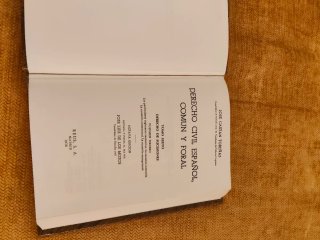 Colección de libros de CASTAN, 11  libros