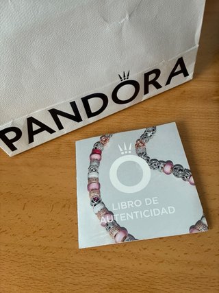 Pulsera Pandora con Abalorios de Rosa