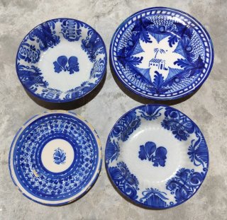 4 Piatti in Ceramica Manises Antichi del XIX Secolo