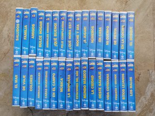 32 VHS Disney Magic English + 16 Libros