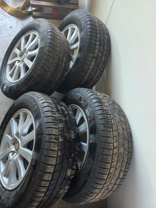 Llantas con neumático 235/60/R16 Citroen-Peugeot