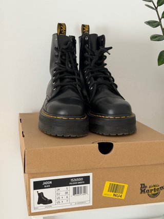 Botas Dr. Martens Negras Plataforma