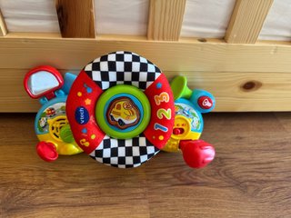 Volante V-Tech para carrito bebé