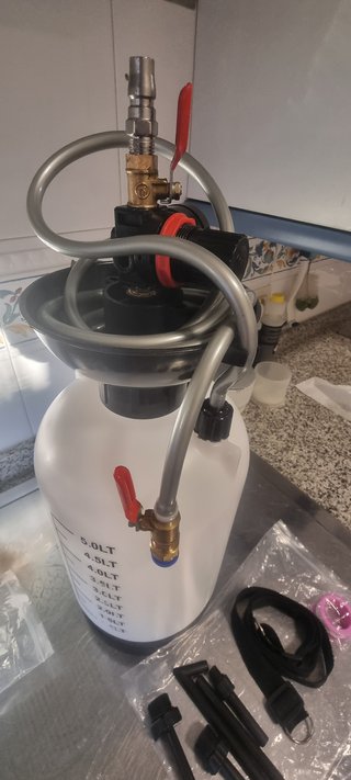 Bomba llenado aceite ATF neumática 5L sin estrenar