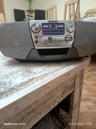 Reproductor Sony CD/Radio/Cassette CFD-V7