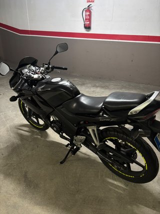 Honda CBR 125R