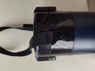 Termo azul con cubiertos incluidos