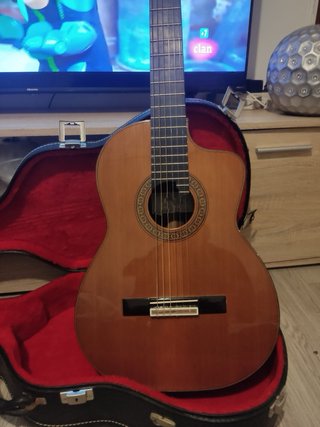 Guitarra Admira Sofía-E