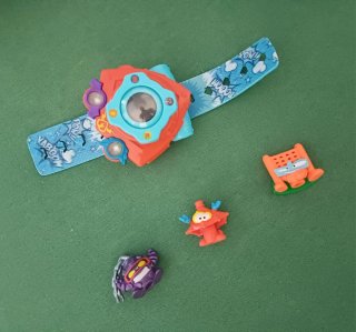 Superzings Coche, Reloj y Figuras