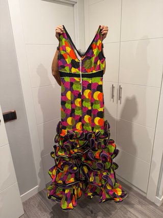 Traje de flamenca multicolor