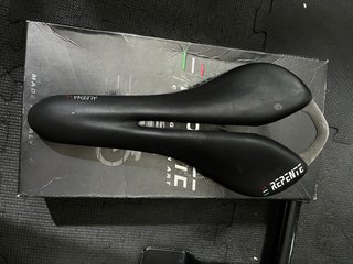 Sillín de Carbono Selle Repente Aleena