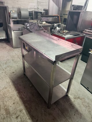 Mesa de acero inoxidable 134x52x100 cm