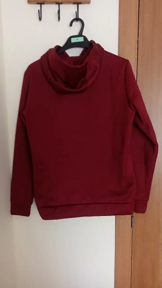 Sudadera granate con capucha WILD & FREE