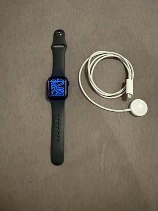 Apple Watch SE (2.ª gen) GPS 40mm Negro