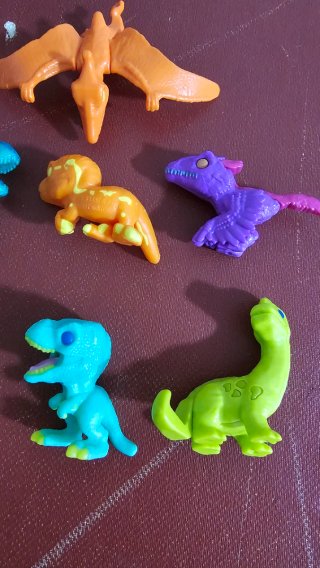 Lote 7 Minifiguras Dinosaurios Funko Kinder Joy
