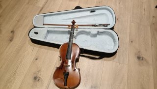 Viola 13 con arco y funda