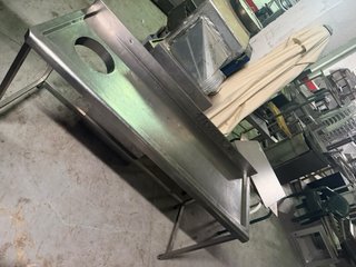 Mesa de acero 171x60x85