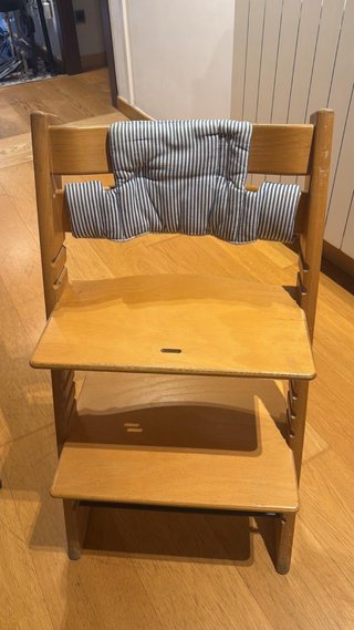 Trona Stokke Tripp Trapp de madera
